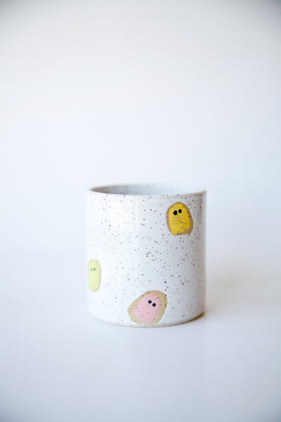 PASTEL GHOST THUMB CUP