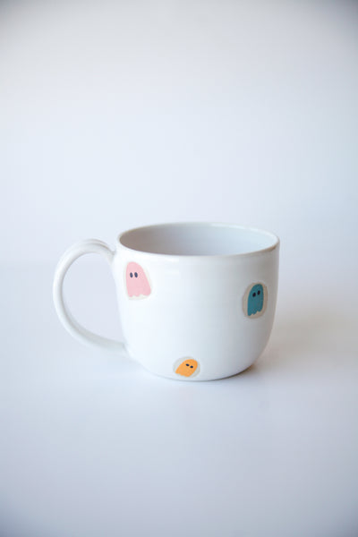 THE PASTEL GHOST MUG