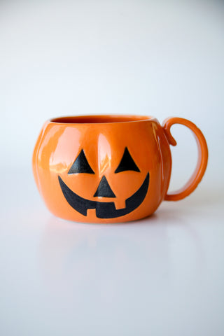 THE HALLOWEENTOWN MUG