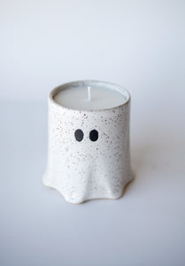 THE BOO CANDLE